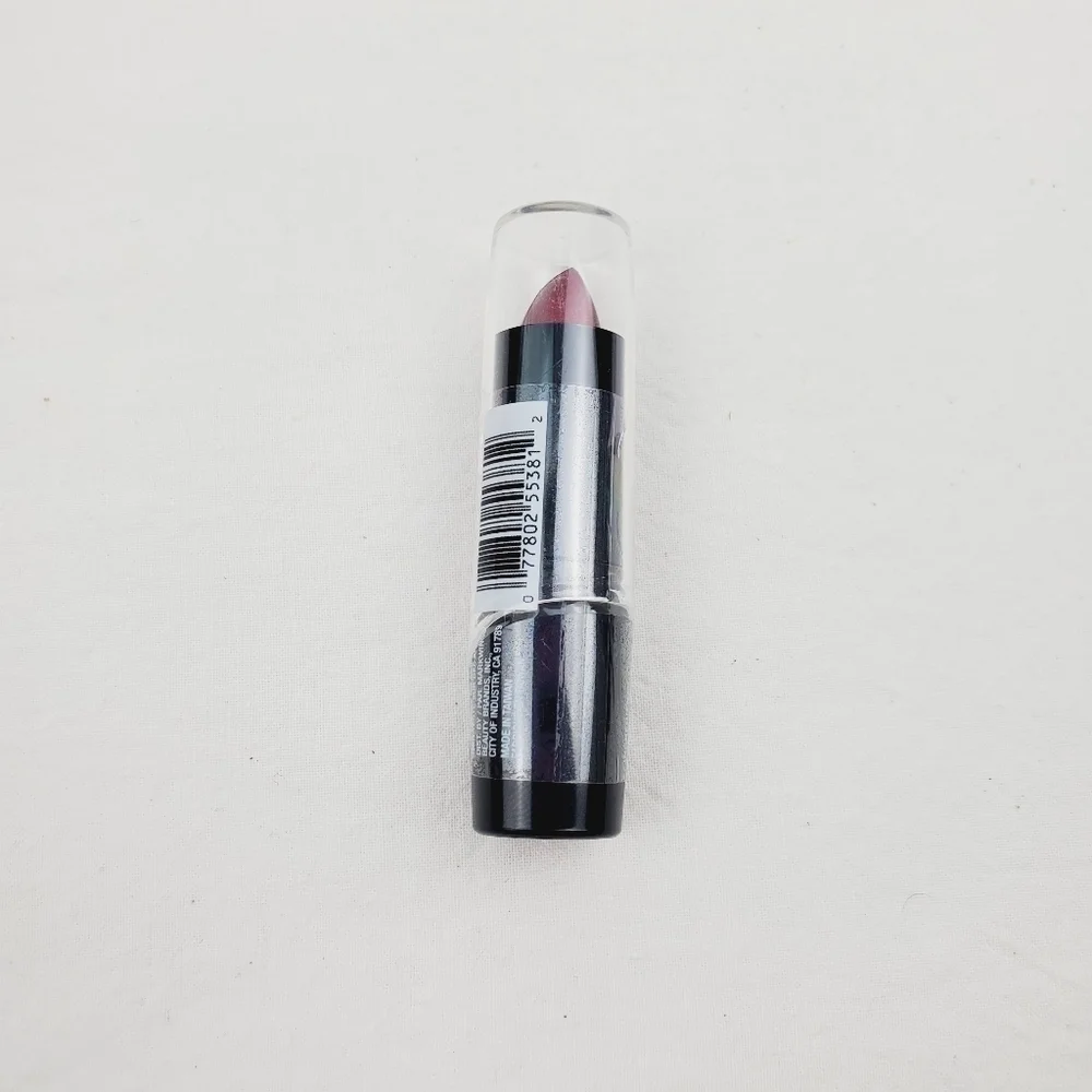 LAST ONE 🔥Wet n wild lipstick shade just garnet